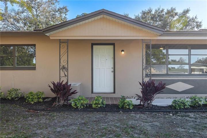 702 Alcala AVE, LEHIGH ACRES FL 33936