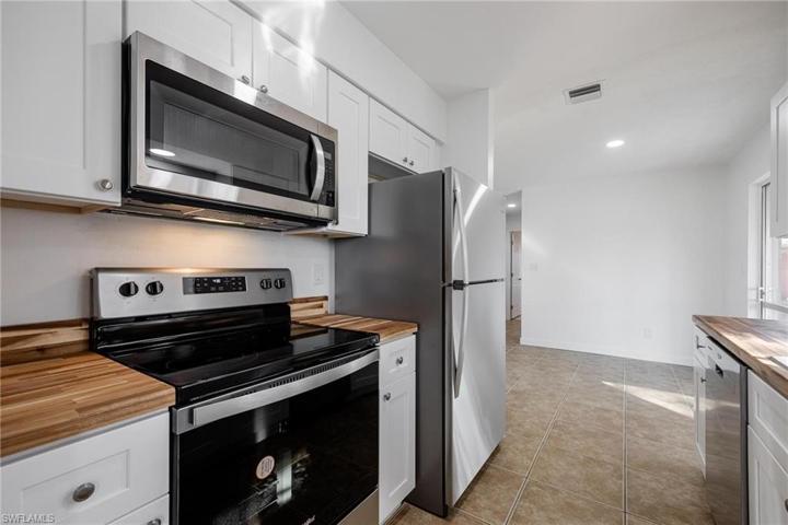 702 Alcala AVE, LEHIGH ACRES FL 33936