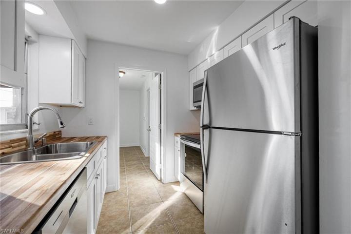 702 Alcala AVE, LEHIGH ACRES FL 33936