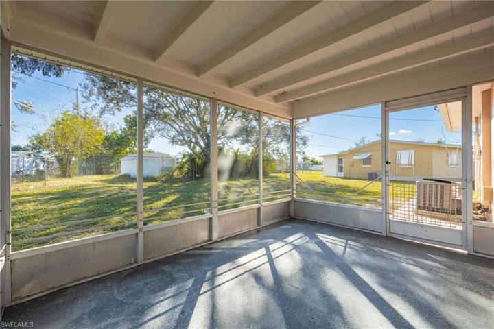 702 Alcala AVE, LEHIGH ACRES FL 33936