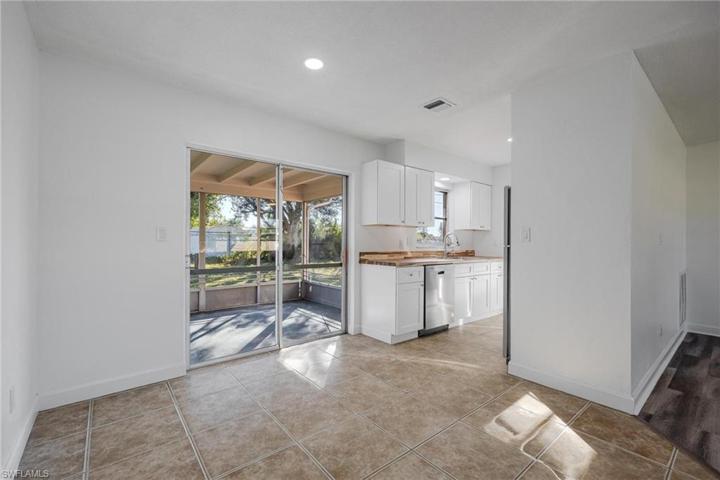 702 Alcala AVE, LEHIGH ACRES FL 33936