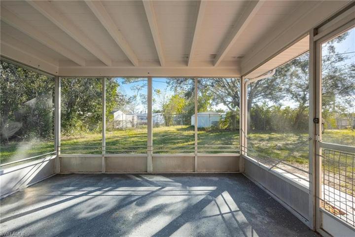 702 Alcala AVE, LEHIGH ACRES FL 33936