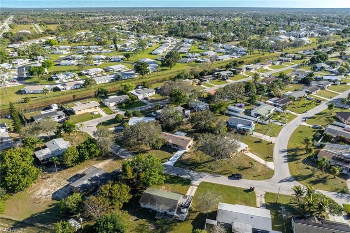 702 Alcala AVE, LEHIGH ACRES FL 33936
