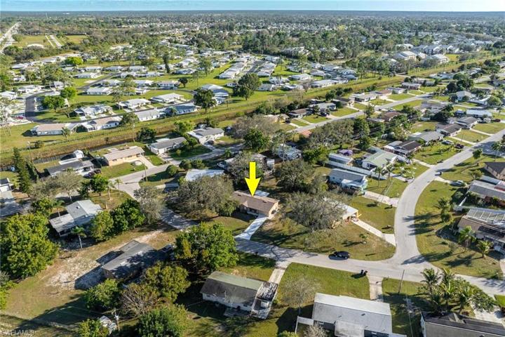 702 Alcala AVE, LEHIGH ACRES FL 33936