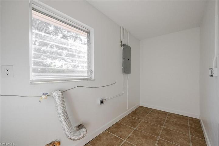 702 Alcala AVE, LEHIGH ACRES FL 33936