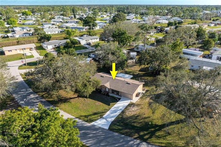 702 Alcala AVE, LEHIGH ACRES FL 33936
