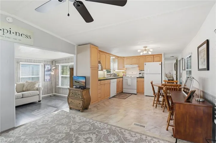 24  Cheyenne  TRL, Naples, FL 34113
