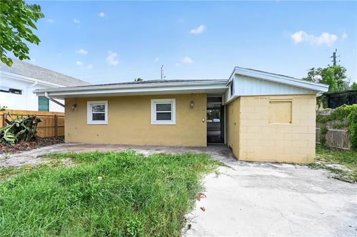 1266 Trail Terrace Dr, Naples, Florida 34103