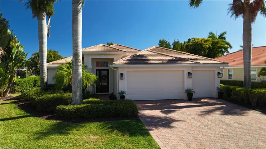 Presenting 2612 Stonyhill Court!