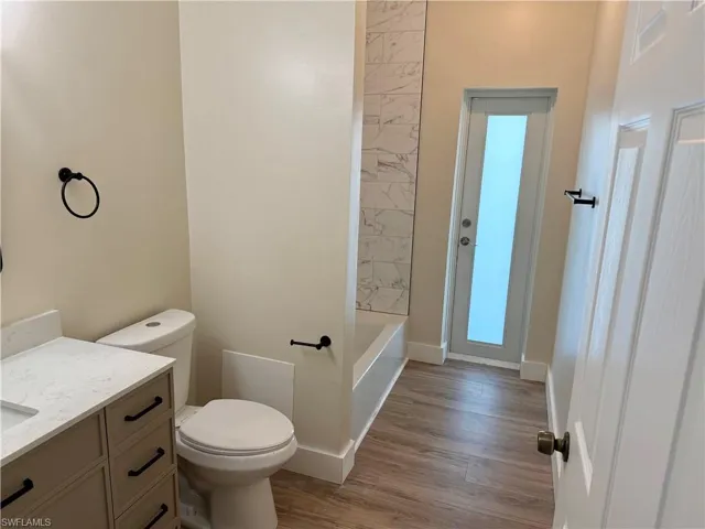 Bathroom 2 connects to pool