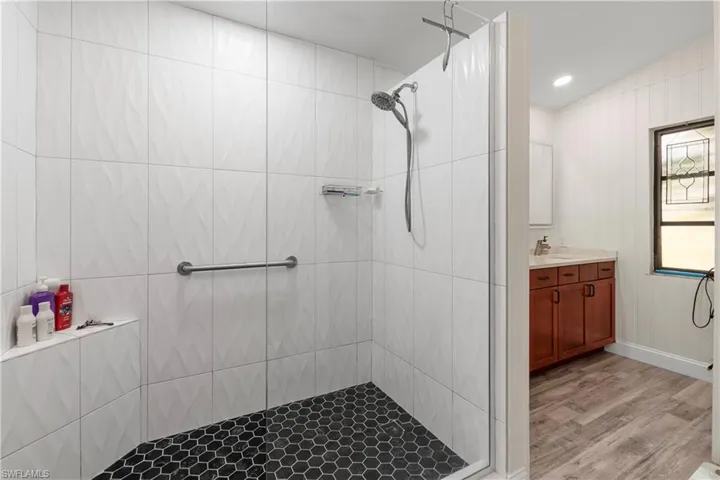 7332 Sean Ln, North Fort Myers, Florida 33917
