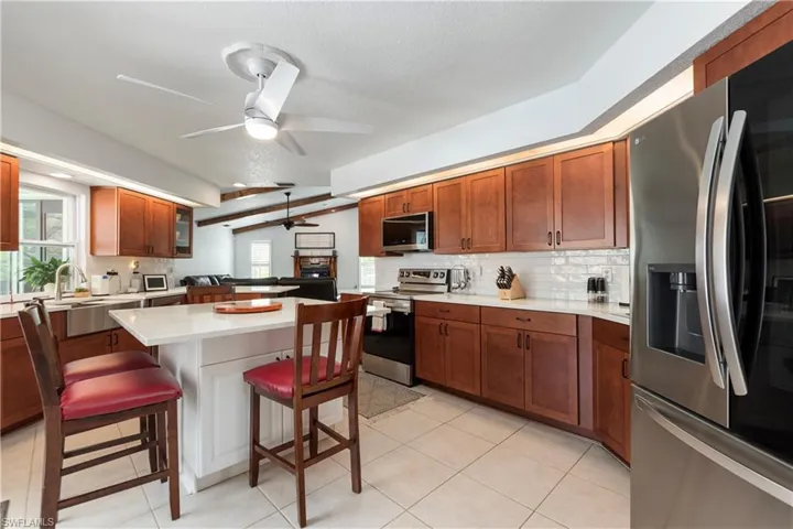 7332 Sean Ln, North Fort Myers, Florida 33917