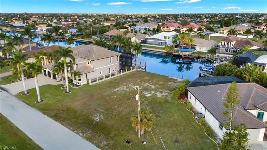 5423 SW 17th AVE, CAPE CORAL FL 33914