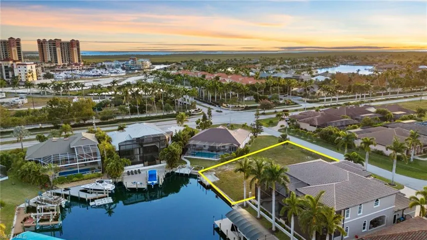 5423 SW 17th AVE, CAPE CORAL FL 33914