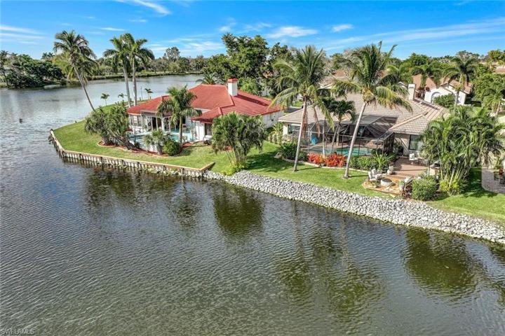 Caloosa Y&R Club offers 22 acre lake for canoeing and kayaking