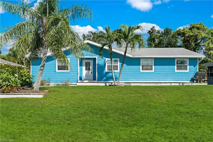 18613  Oriole  RD, Fort Myers, FL 33967