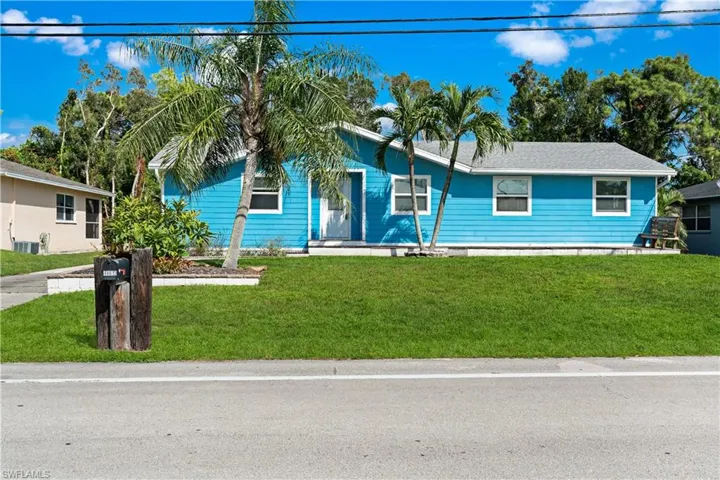 18613 Oriole Rd, Fort Myers, Florida 33967