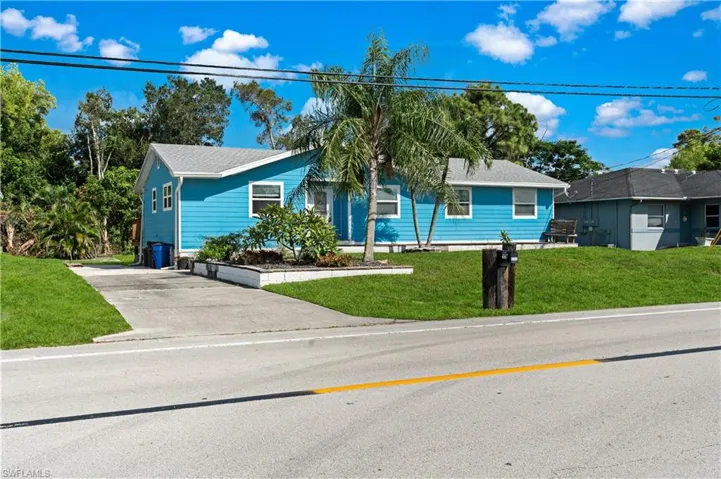 18613 Oriole Rd, Fort Myers, Florida 33967