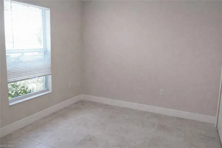 2600 Nw 4th Ave, Cape Coral, Florida 33993