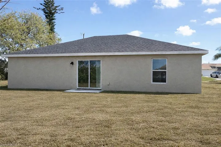 2600 Nw 4th Ave, Cape Coral, Florida 33993