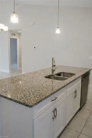 2600 Nw 4th Ave, Cape Coral, Florida 33993