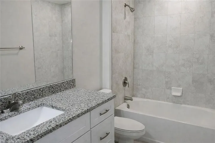 2600 Nw 4th Ave, Cape Coral, Florida 33993