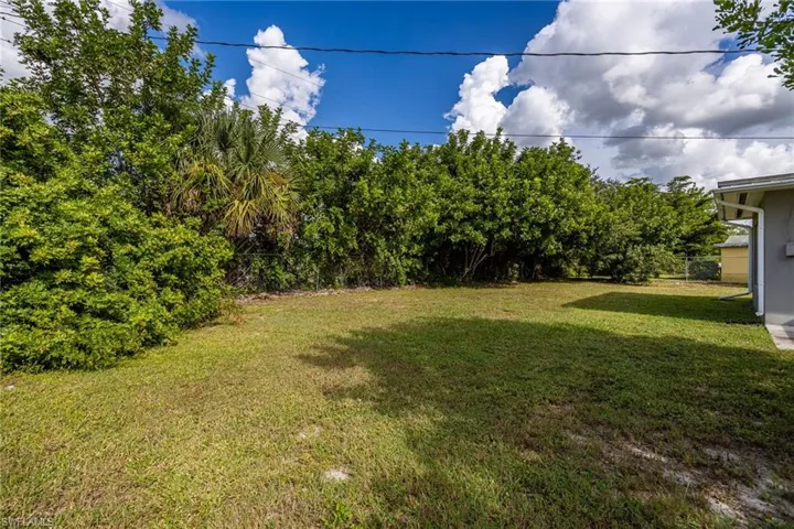 809  Palm  BLVD, Lehigh Acres, FL 33936
