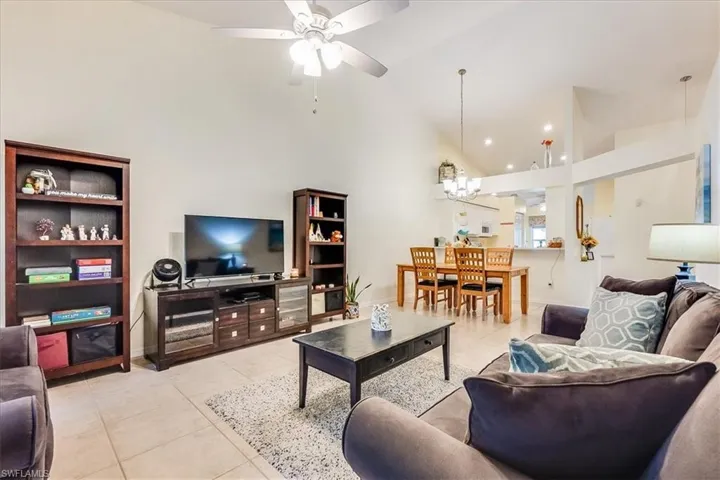 1748 Royal Cir # 1201, Naples Fl 34112