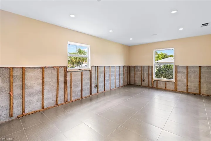 Large Guest Bedroom
