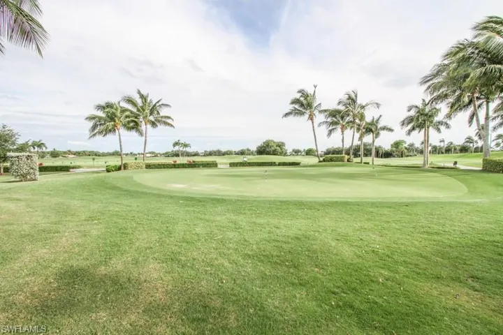 Public 18-hole course Flamingo & Mustang @ Lely Resort