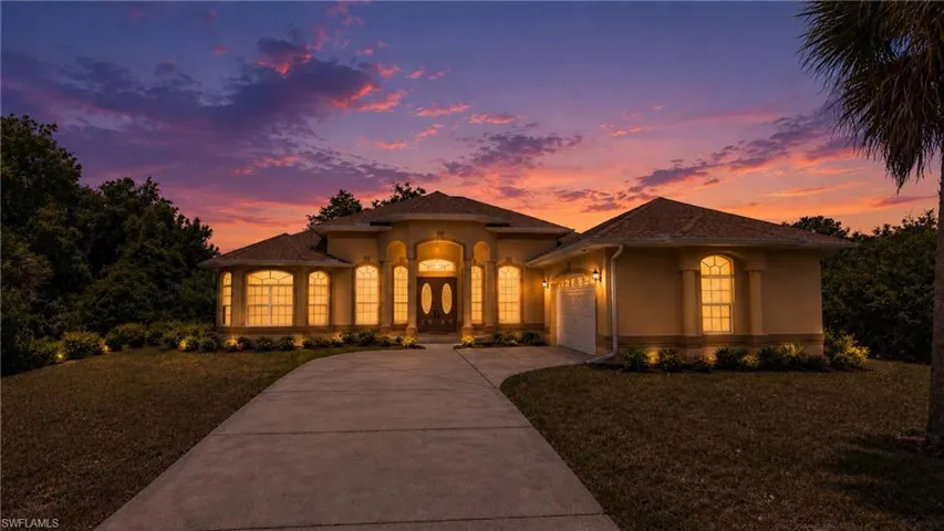 400 Clayton Ave, Lehigh Acres, Florida 33972