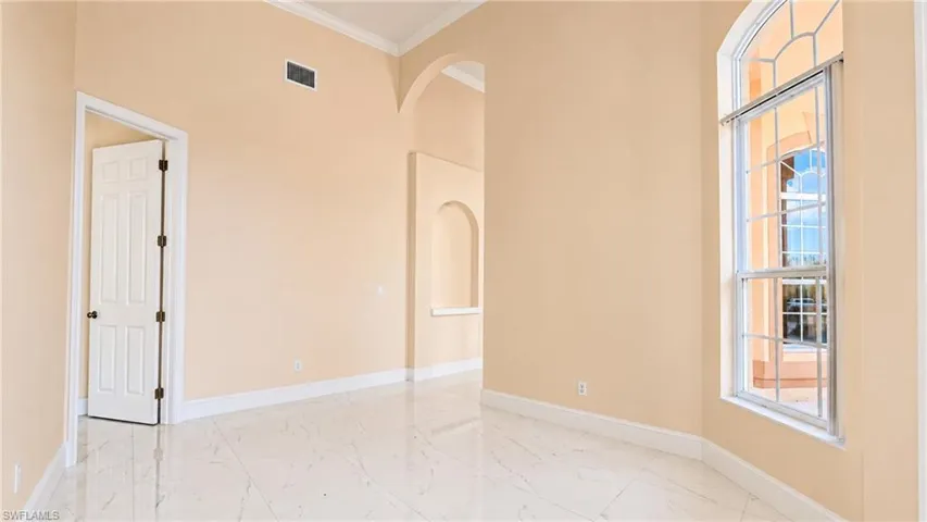 400 Clayton Ave, Lehigh Acres, Florida 33972