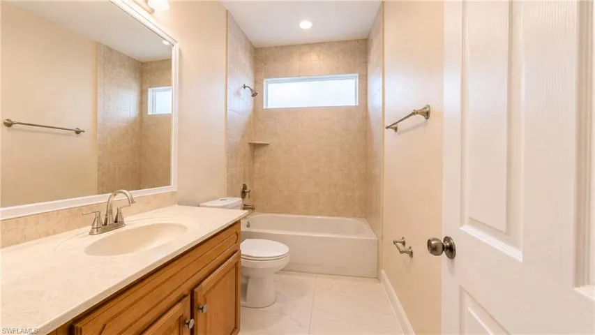 400 Clayton Ave, Lehigh Acres, Florida 33972