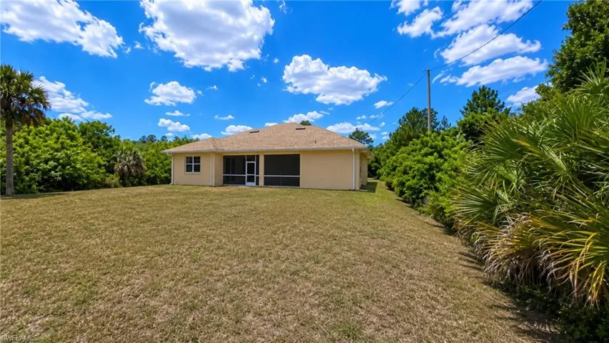 400 Clayton Ave, Lehigh Acres, Florida 33972