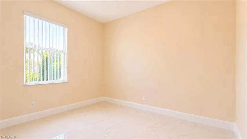 400 Clayton Ave, Lehigh Acres, Florida 33972