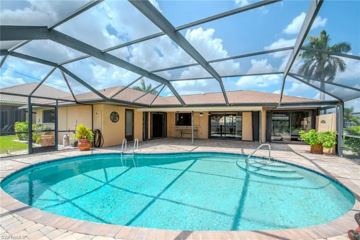 936 El Dorado Pkwy W, Cape Coral Fl 33914