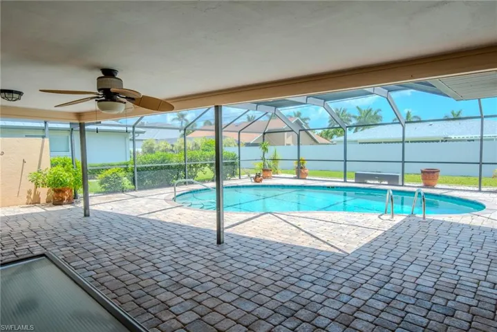 936 El Dorado Pkwy W, Cape Coral Fl 33914