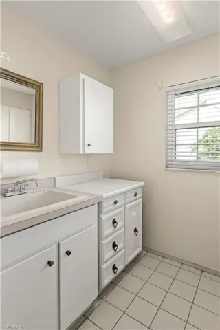 with washer and dryer/utility ink