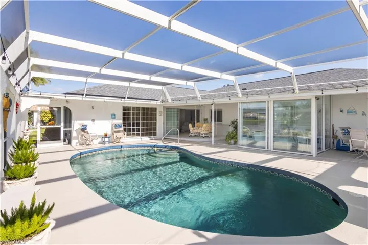 5649  Country Lakes  DR, Sarasota, FL 34243