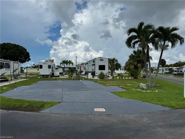19681  Summerlin  RD, Fort Myers, FL 33908