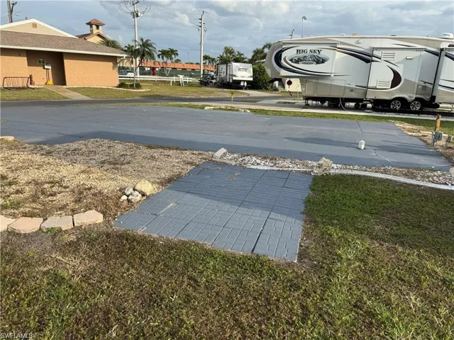19681  Summerlin  RD, Fort Myers, FL 33908