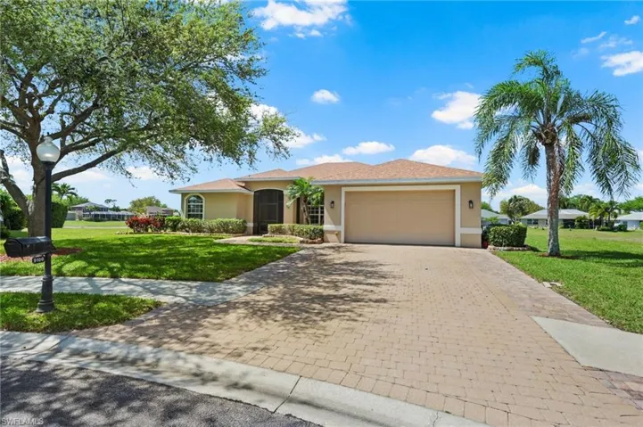 9100 Kings Cove Ct, Fort Myers, Florida 33967