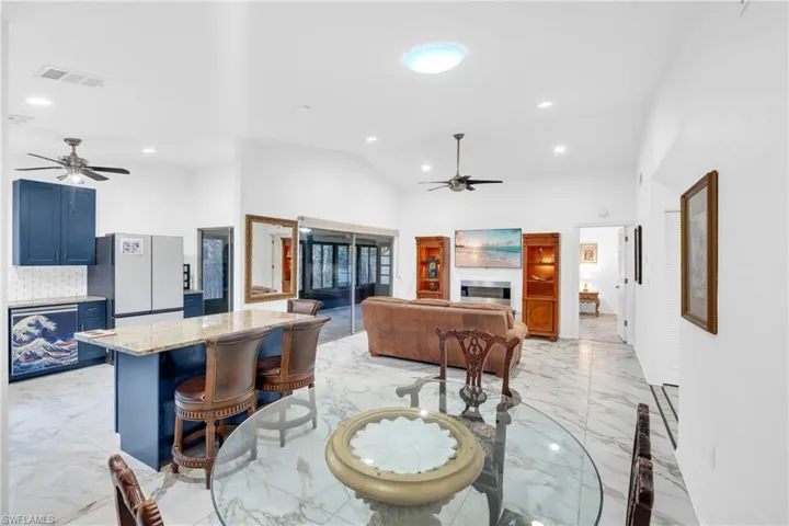 6511 Royal Woods Dr, Fort Myers, Florida 33908