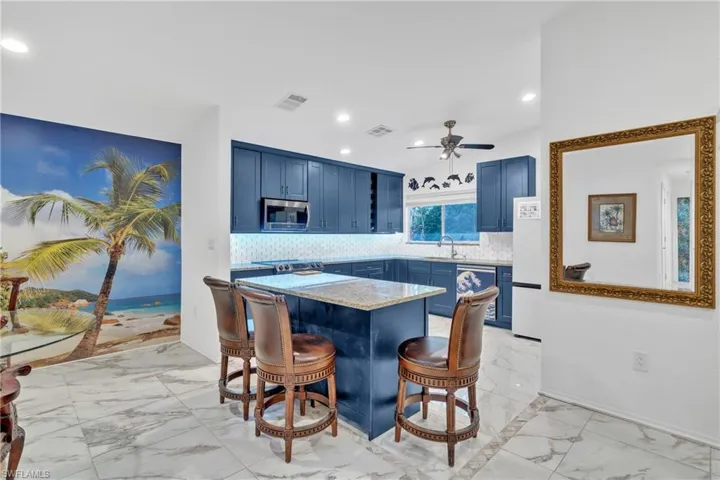 6511 Royal Woods Dr, Fort Myers, Florida 33908