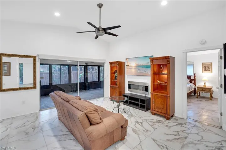 6511 Royal Woods Dr, Fort Myers, Florida 33908