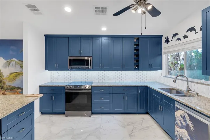 6511 Royal Woods Dr, Fort Myers, Florida 33908