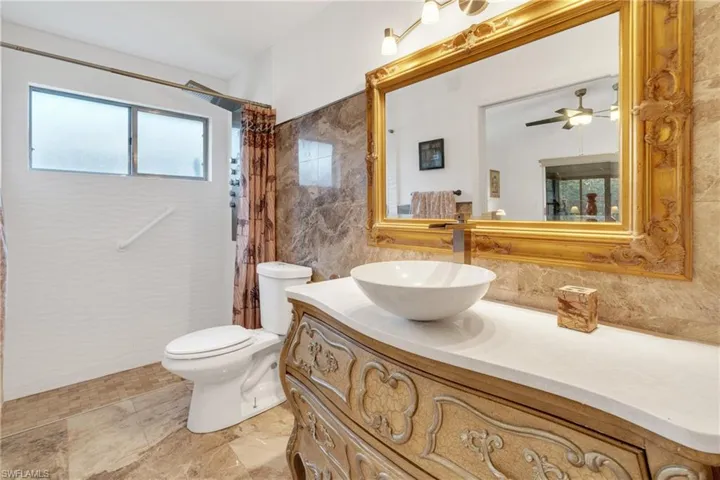 6511 Royal Woods Dr, Fort Myers, Florida 33908