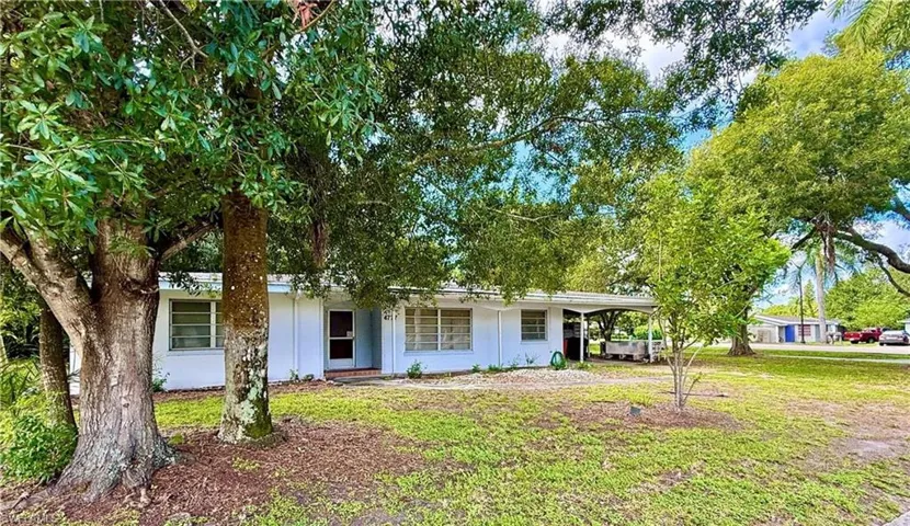 4777 Mcgregor Blvd, Fort Myers, Florida 33901