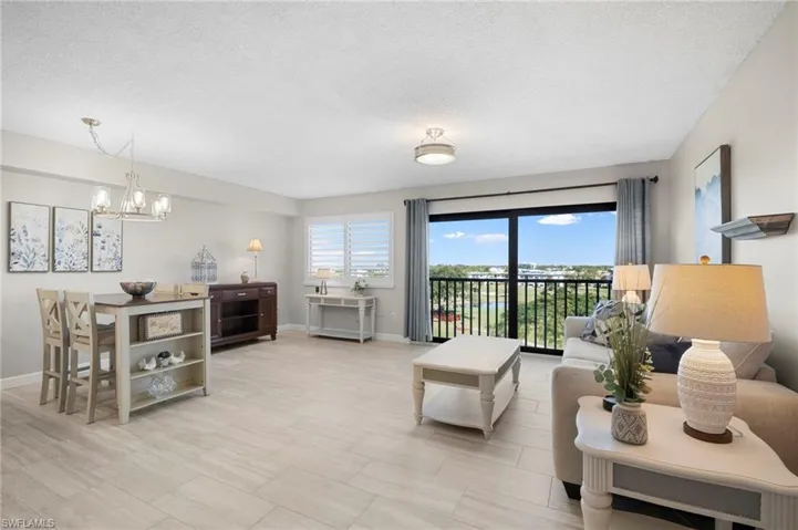 Main Living Area with Dining Area