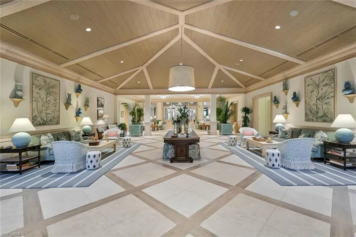 102  Wilderness  WAY, Naples, FL 34105